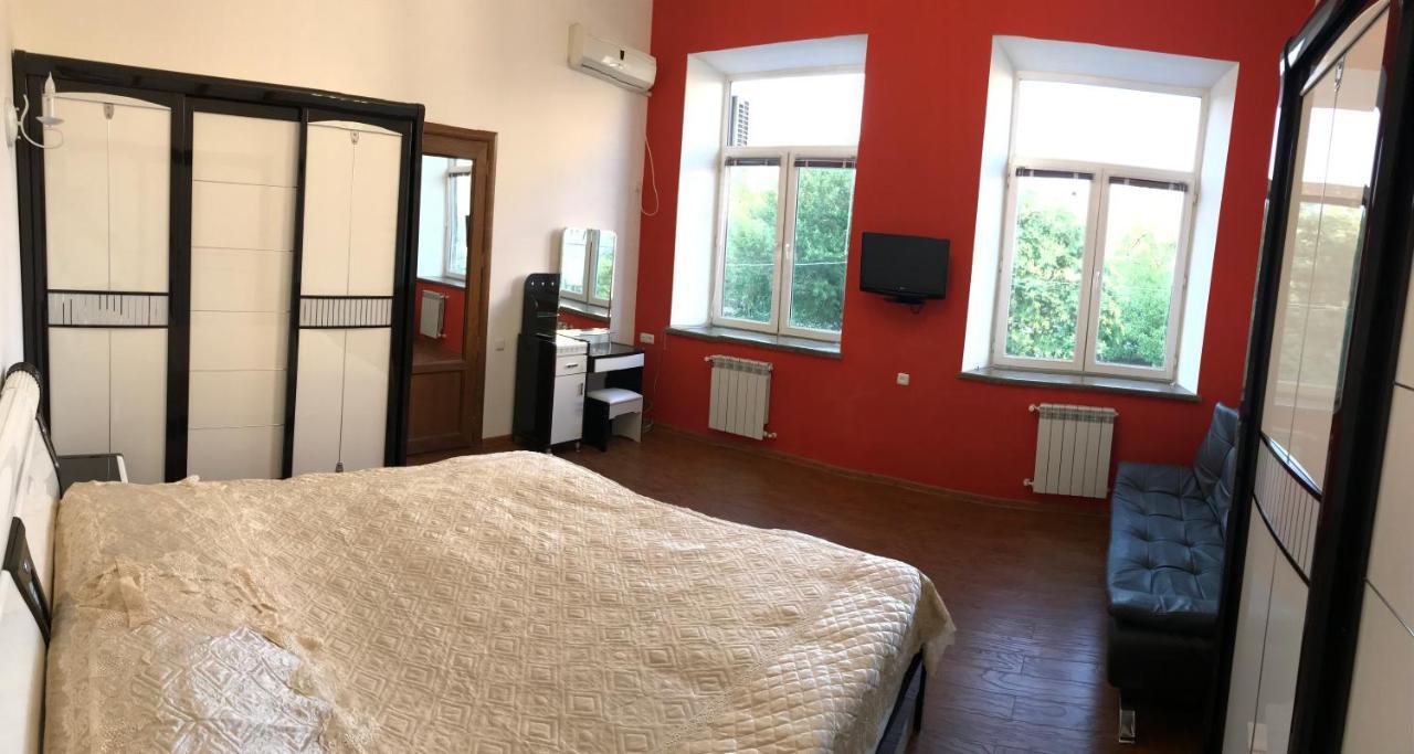 Apartment By Family Hotel Єреван Екстер'єр фото