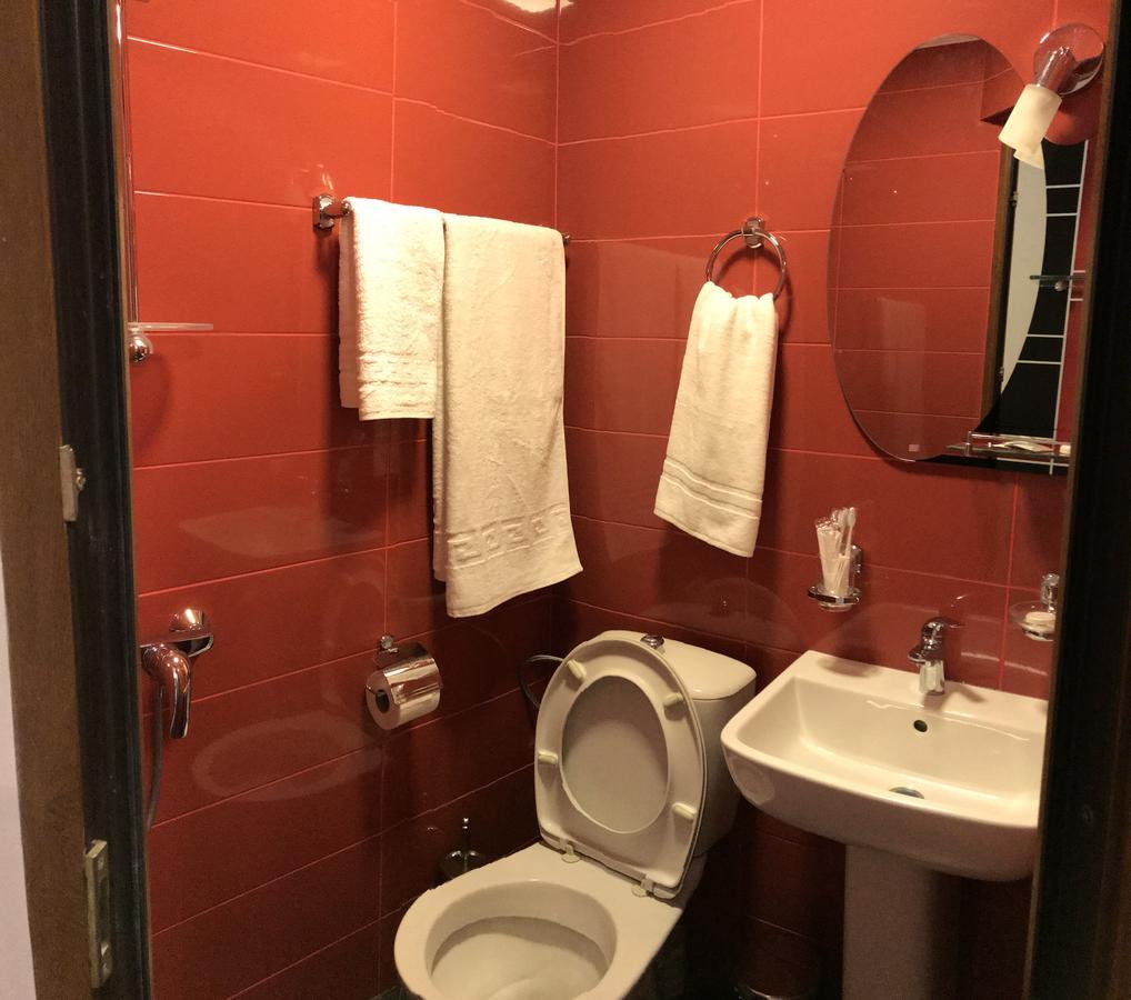 Apartment By Family Hotel Єреван Екстер'єр фото